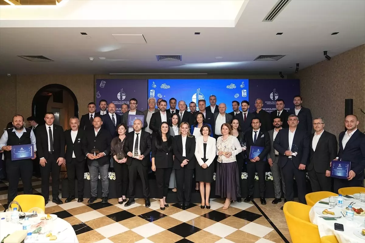 İYMSİB İhracatçıları Ödüllendirildi