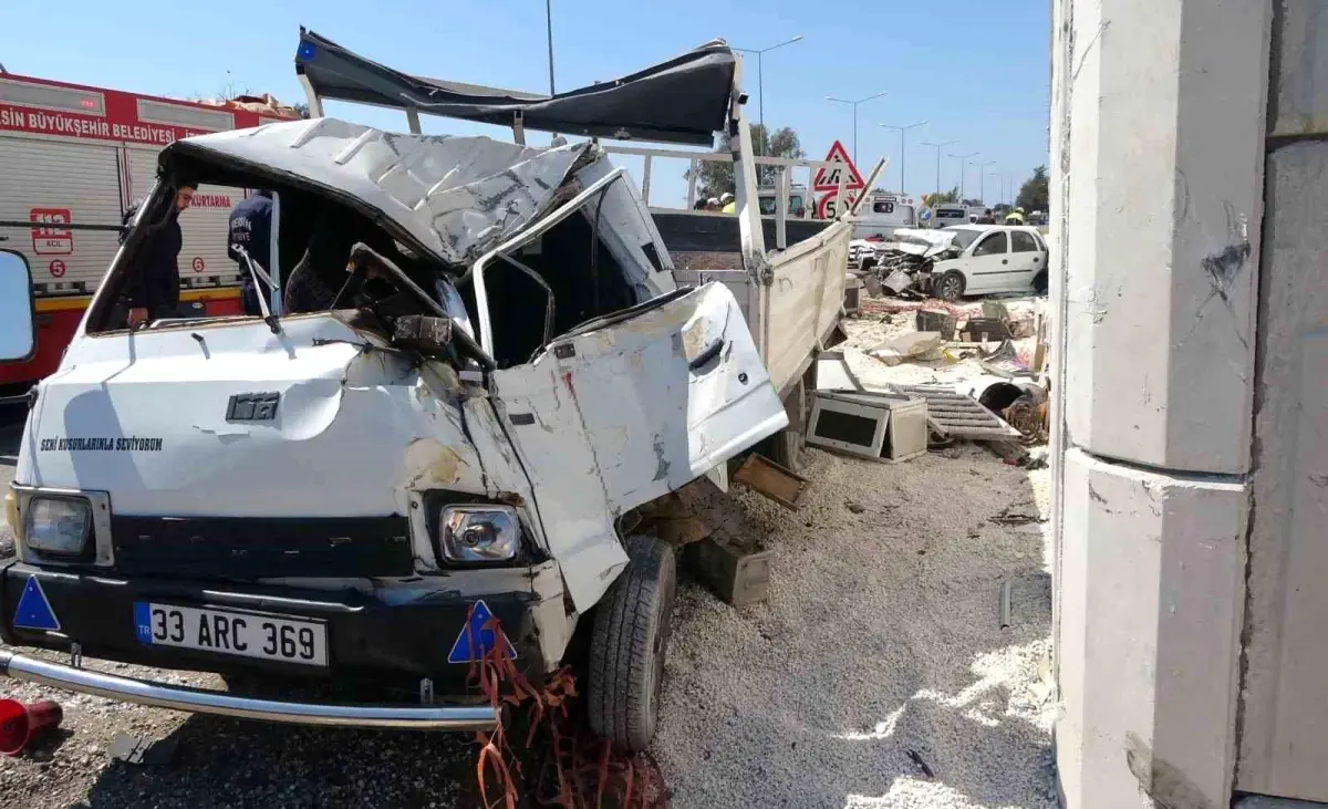 Mersin’de Feci Kaza: 1 Ölü, 4 Yaralı