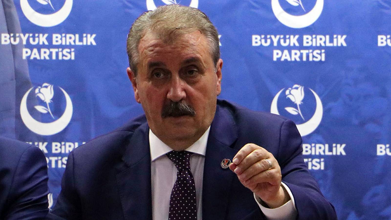 bbp-lideri-destici-silah-birakma-isi-sadece-pkk-ile-sinirli-kalmamali-CkMOXgdM.jpg