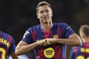 fenerbahceden tarihi transfer hamlesi 72L8FQQC.jpg