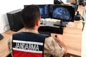 gaziantepte siber dolandiricilik operasyonu 3 supheli tutuklandi 5ROLkN7t.jpg