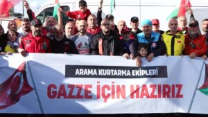 istanbulda gazzeye ozgurluk konvoyu duzenlendi wvsBqRVP.jpg